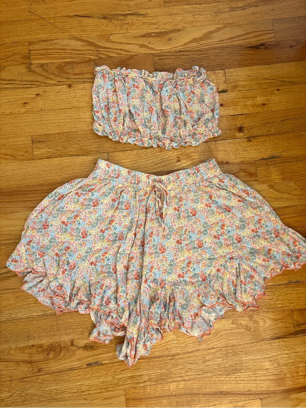 High-Waist Floral Ruffle Shorts in Pastel Multi